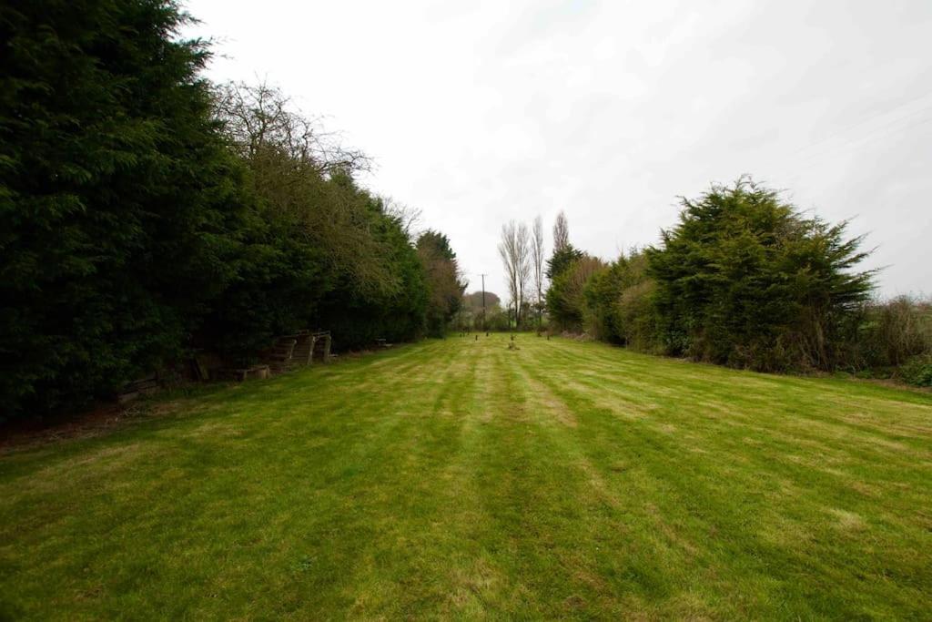 Spacious 5 Bed In The Countryside, Close To Frinton-On-Sea Kirby Cross Εξωτερικό φωτογραφία