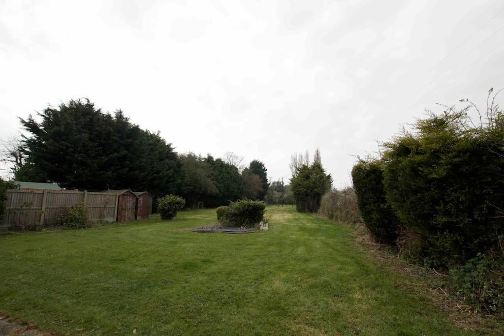 Spacious 5 Bed In The Countryside, Close To Frinton-On-Sea Kirby Cross Εξωτερικό φωτογραφία