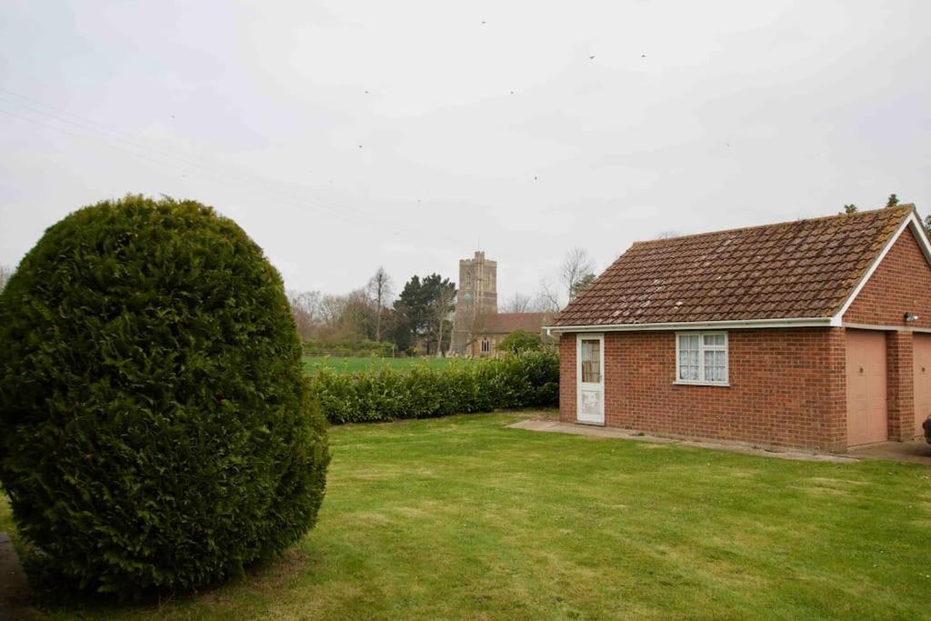 Spacious 5 Bed In The Countryside, Close To Frinton-On-Sea Kirby Cross Εξωτερικό φωτογραφία