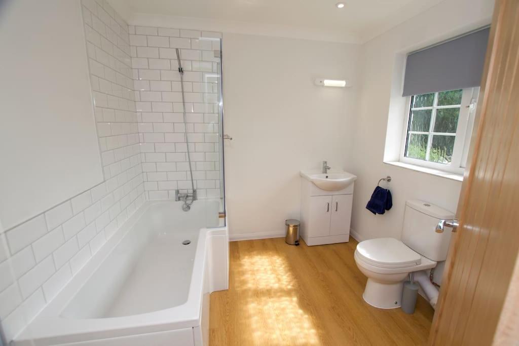 Spacious 5 Bed In The Countryside, Close To Frinton-On-Sea Kirby Cross Εξωτερικό φωτογραφία